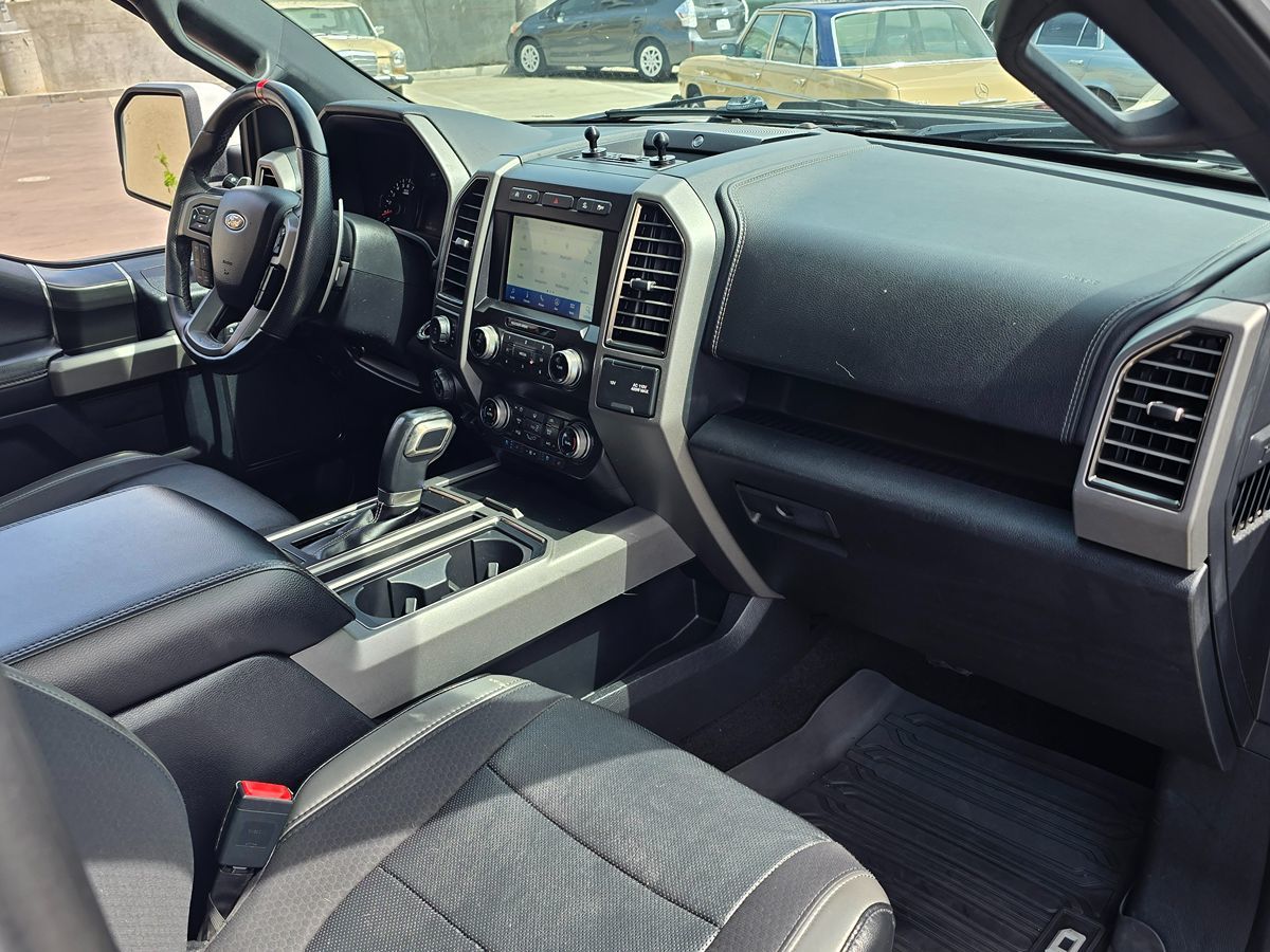 Ford F-150 photo 14