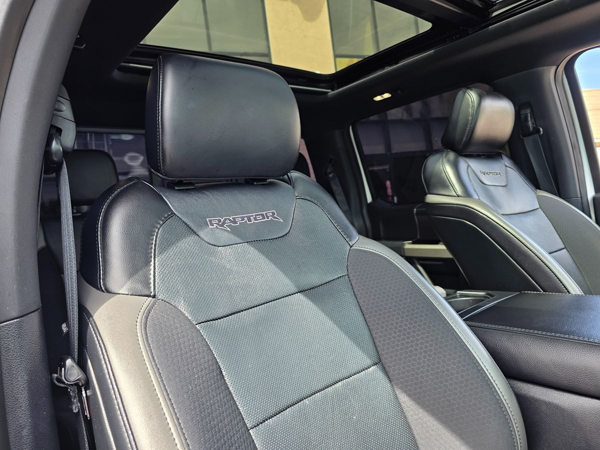 Ford F-150 photo 16