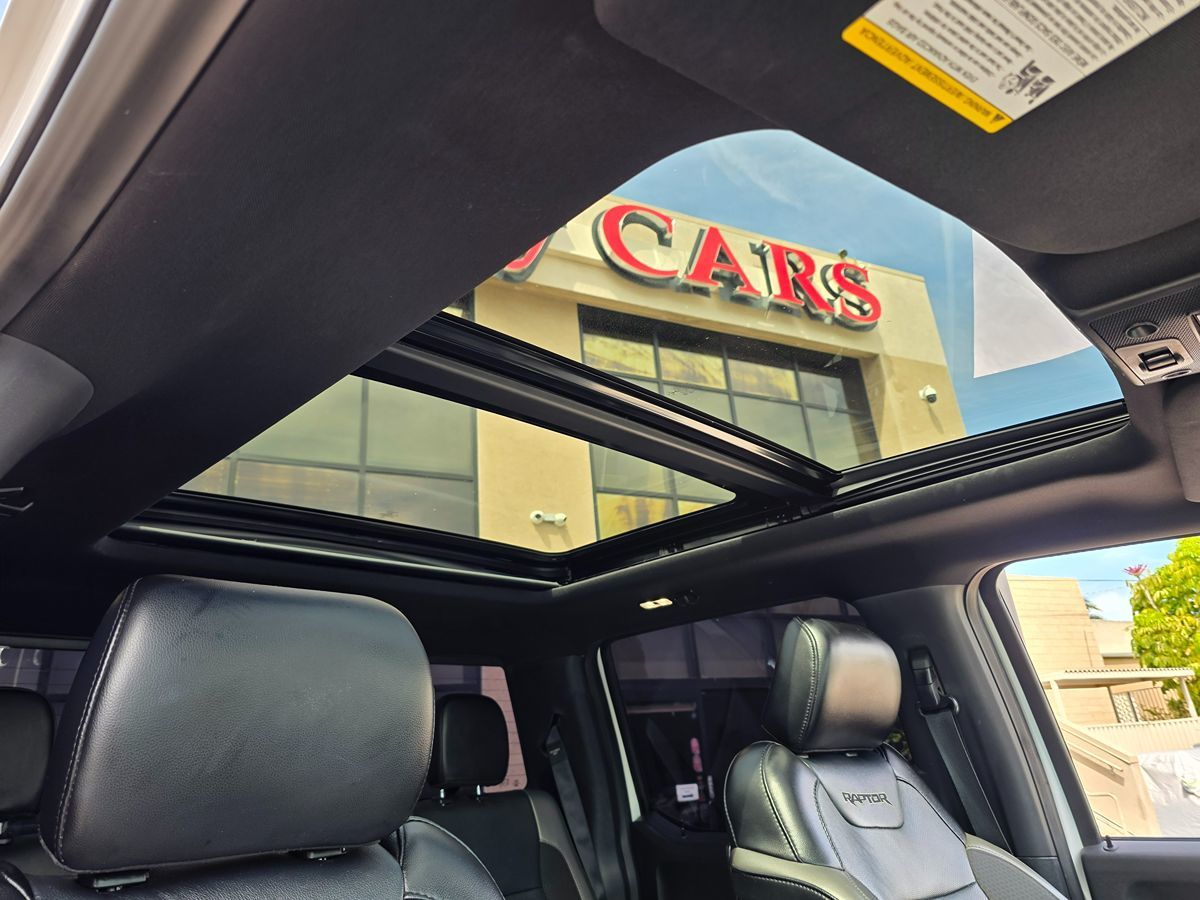 Ford F-150 photo 17