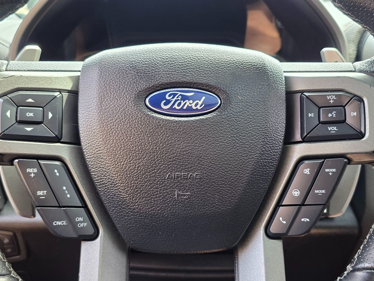 Ford F-150 photo 37