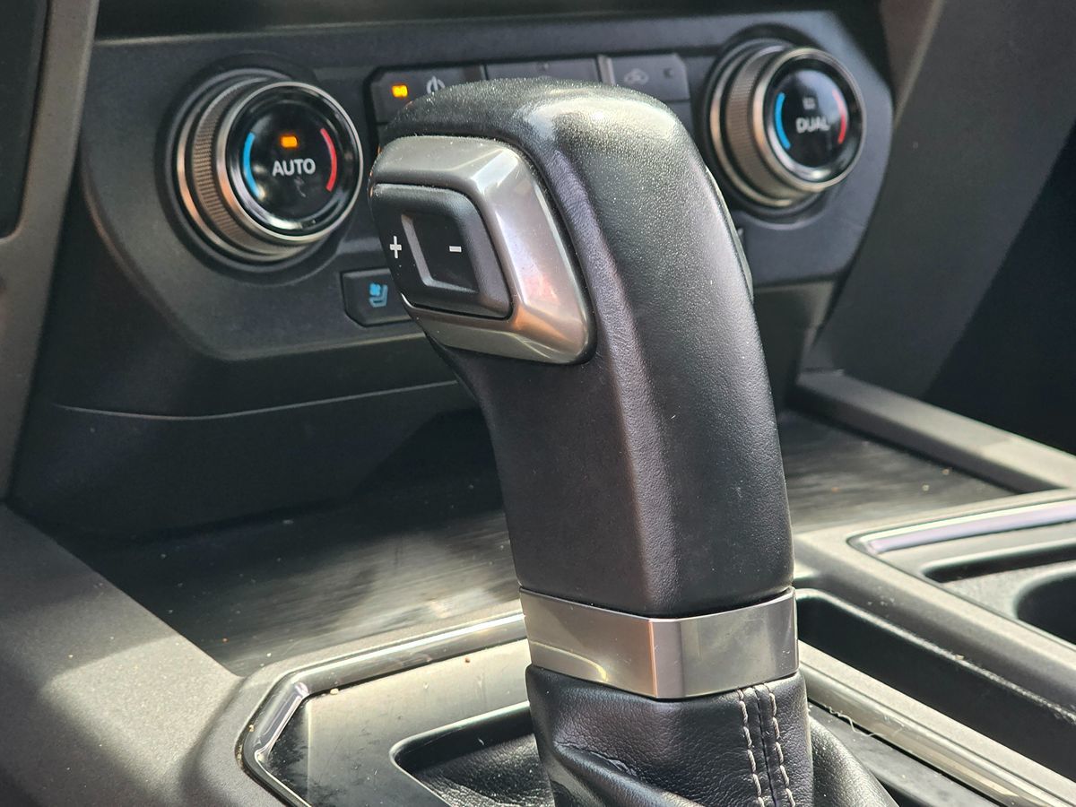 Ford F-150 photo 46