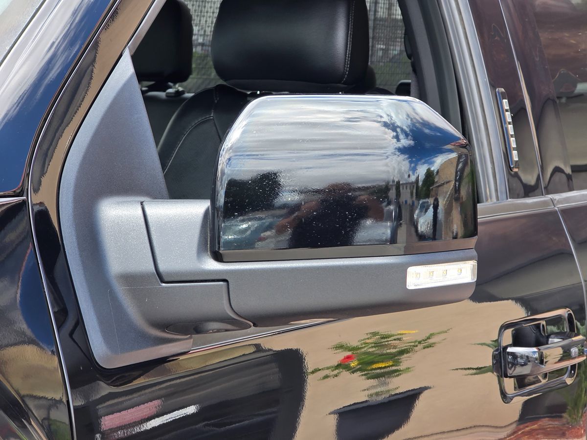 2017 Ford F-150 Raptor - Photo 8