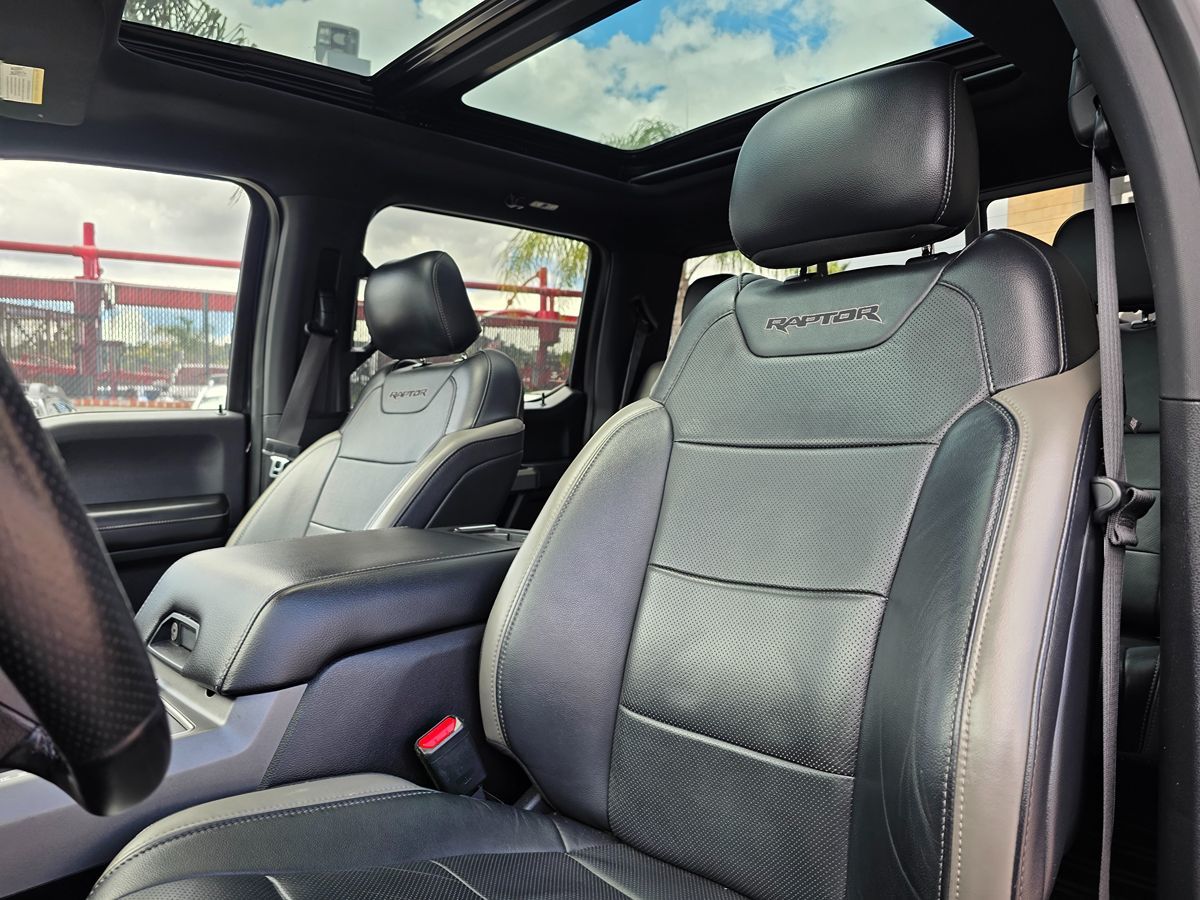 2017 Ford F-150 Raptor - Photo 22