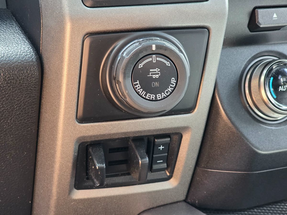 2017 Ford F-150 Raptor - Photo 40