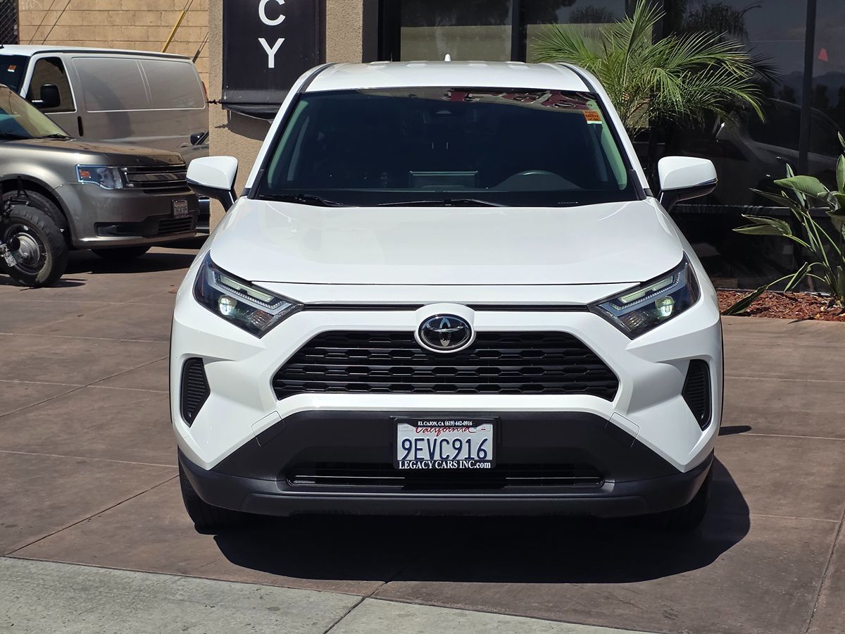 Toyota RAV4 photo 4