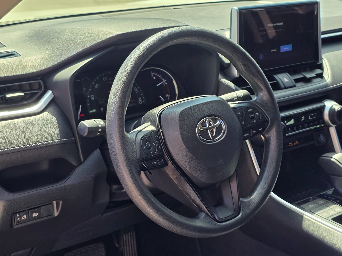 Toyota RAV4 photo 19