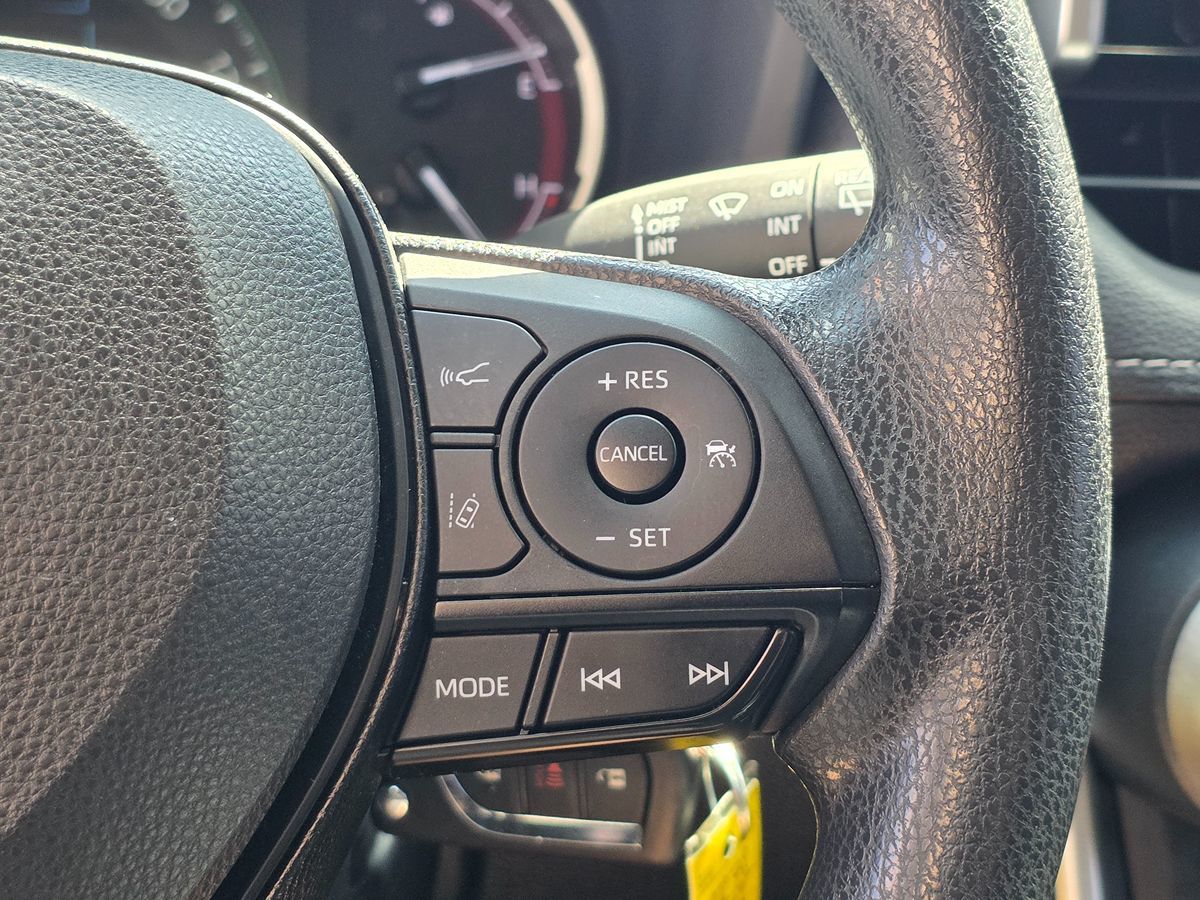 Toyota RAV4 photo 33