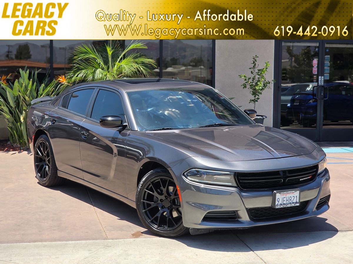 2020 Dodge Charger SXT's photo