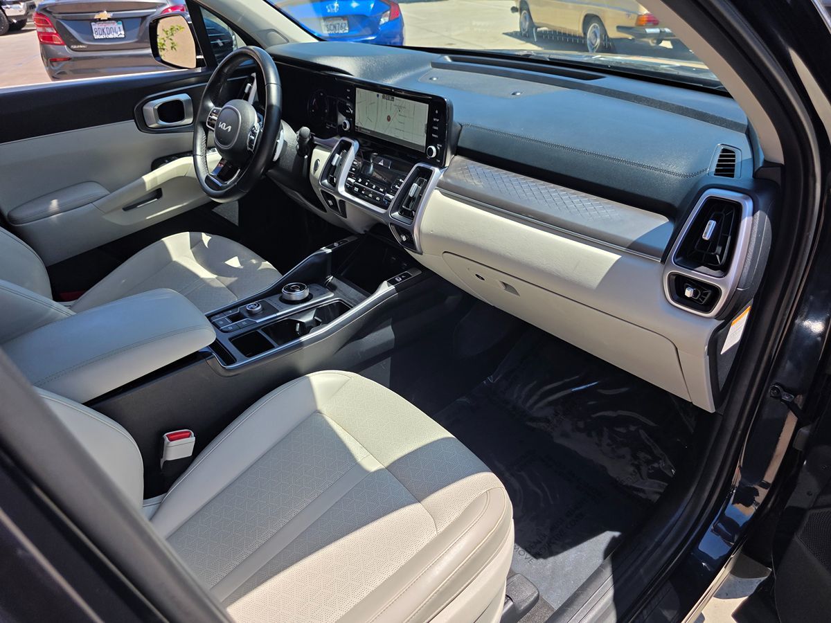 2022 Kia Sorento S Hybrid - Photo 14