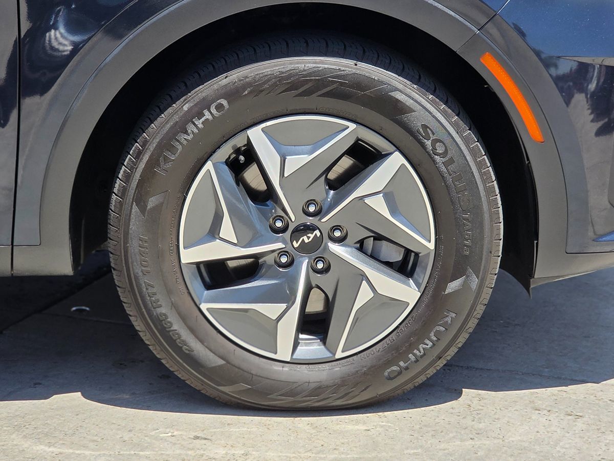 2022 Kia Sorento S Hybrid - Photo 13
