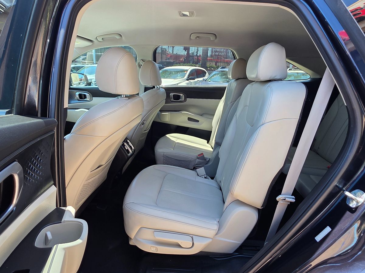 2022 Kia Sorento S Hybrid - Photo 23
