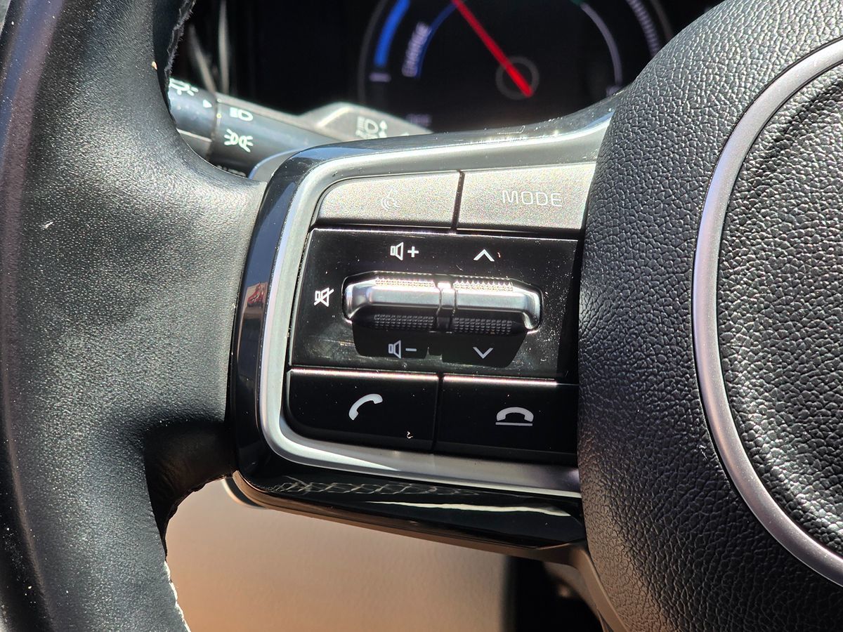 2022 Kia Sorento S Hybrid - Photo 32