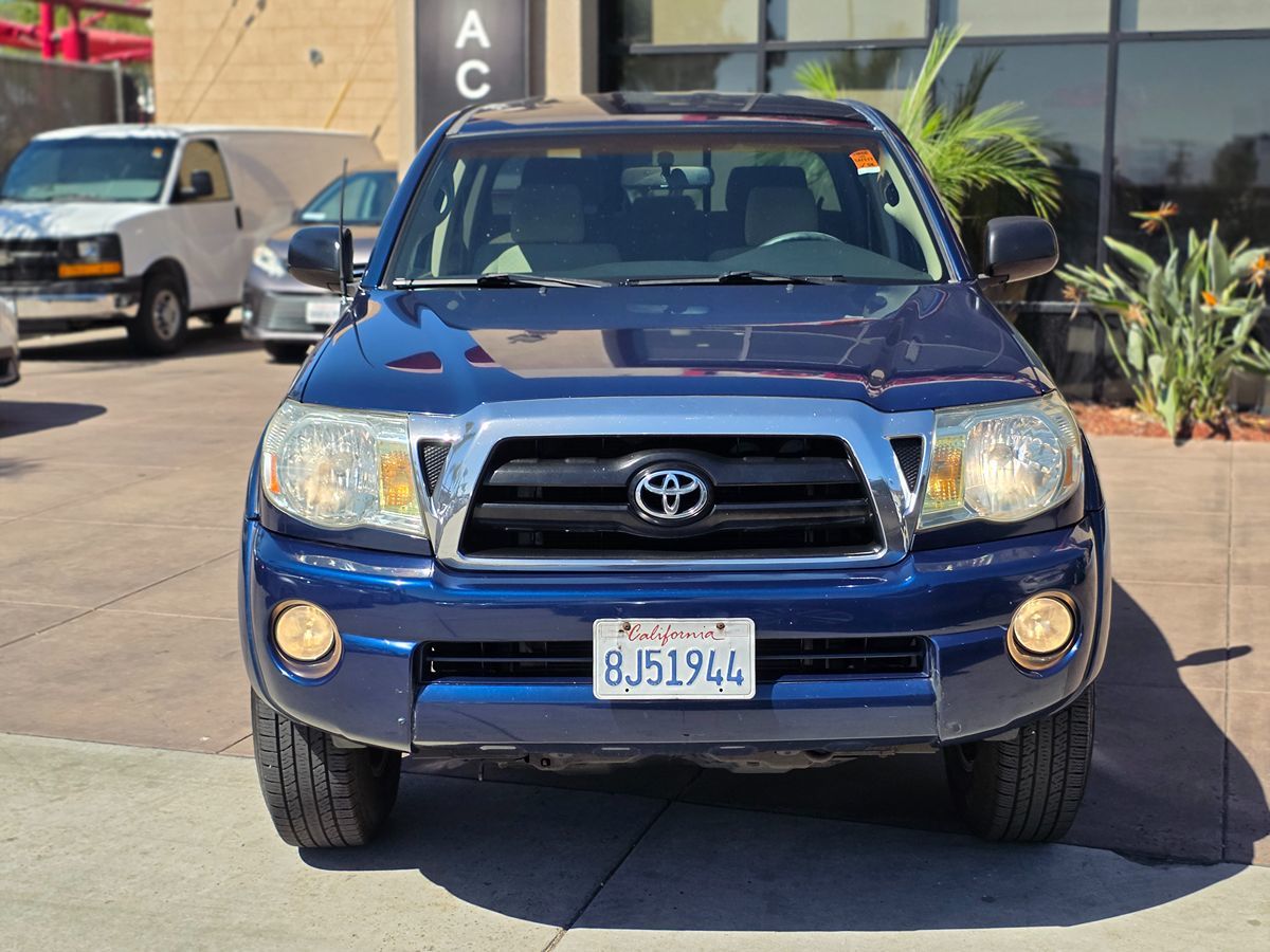 Toyota Tacoma photo 5