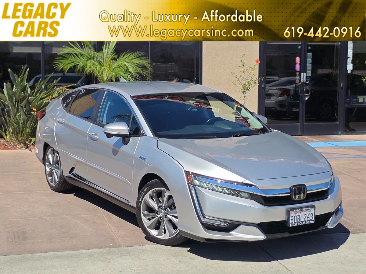 2018 Honda Clarity Hybrid Plug-In Plata (Solar Silver Metallic) Sedán Tracción delantera Automática