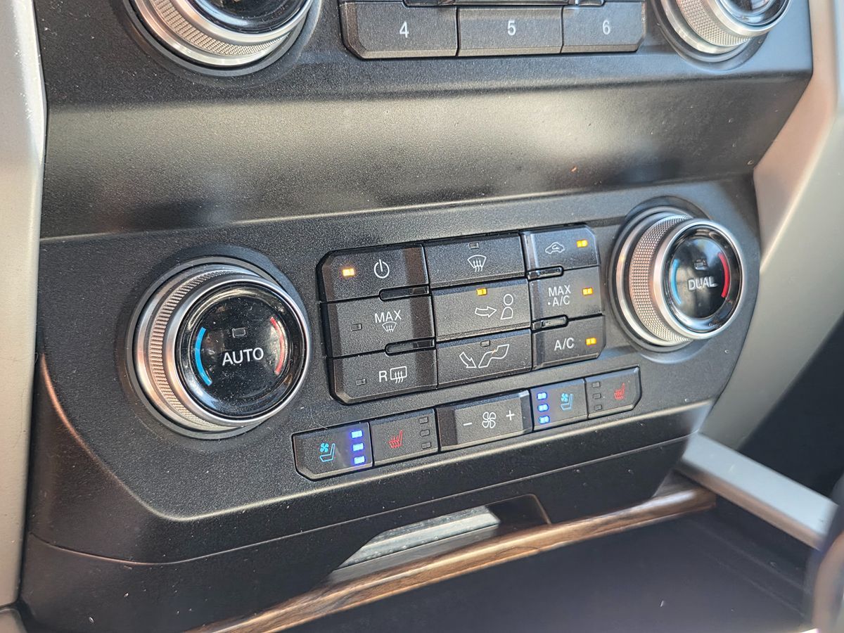Ford F-150 photo 46