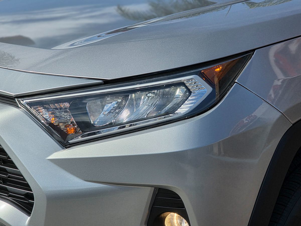 Toyota RAV4 photo 6