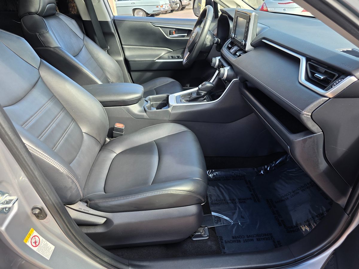 Toyota RAV4 photo 16