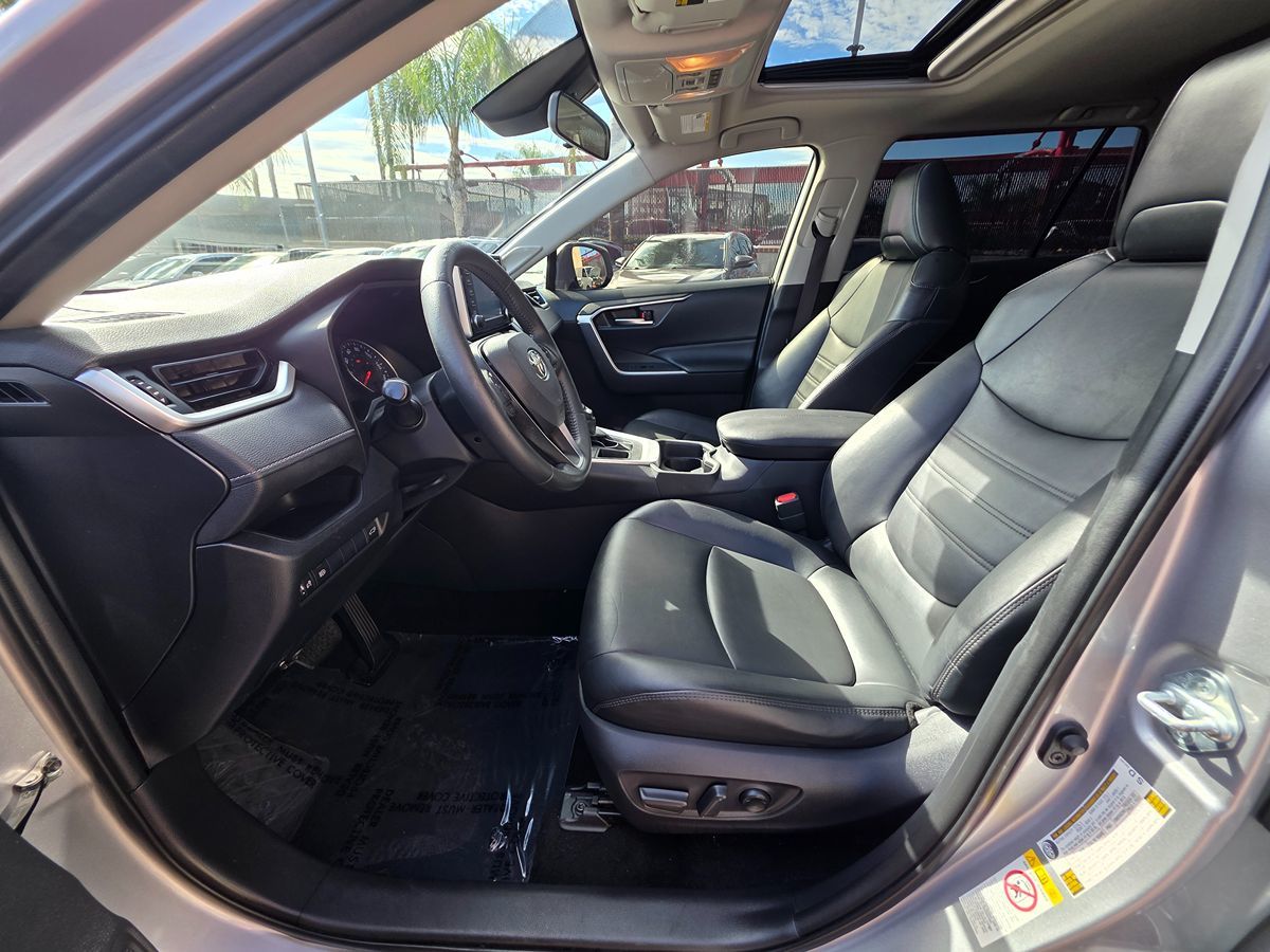Toyota RAV4 photo 23