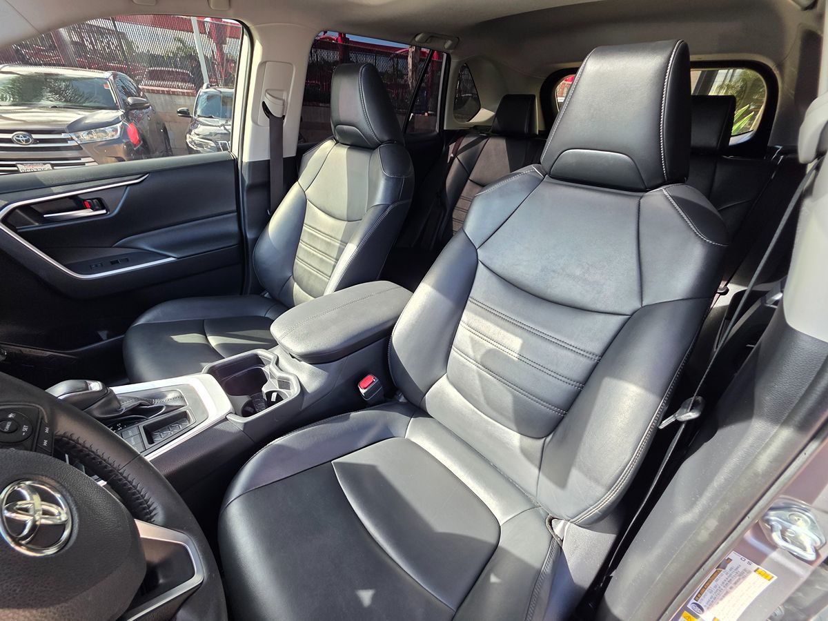 Toyota RAV4 photo 24