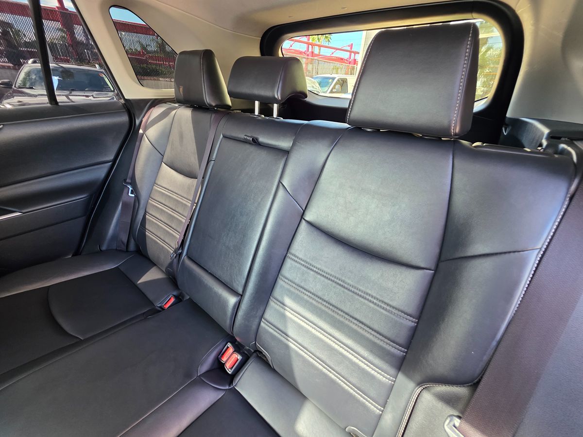 Toyota RAV4 photo 26