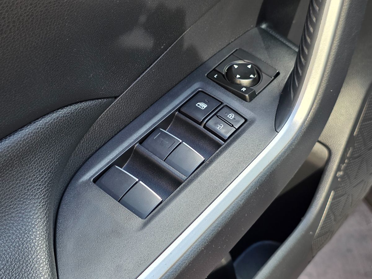 Toyota RAV4 photo 31