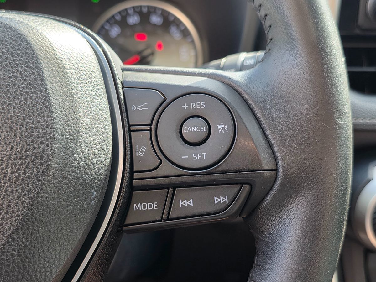 Toyota RAV4 photo 36
