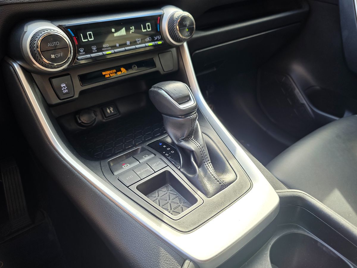 Toyota RAV4 photo 38