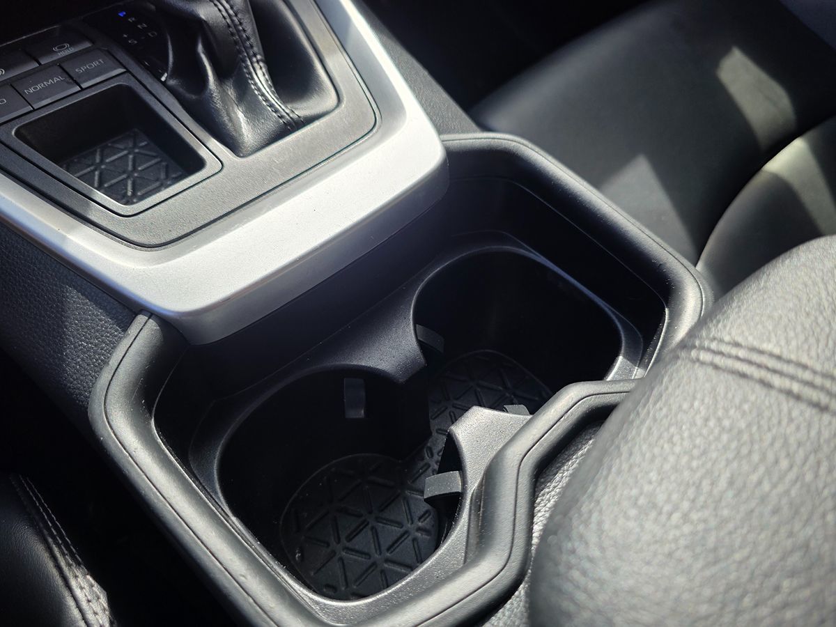 Toyota RAV4 photo 39