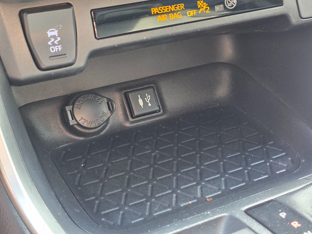 Toyota RAV4 photo 45