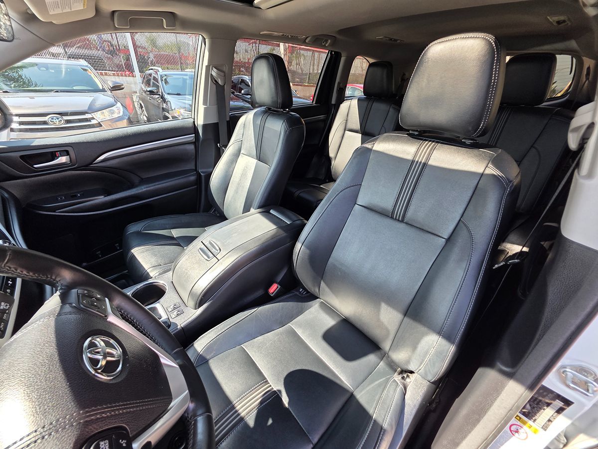 Toyota Highlander photo 24