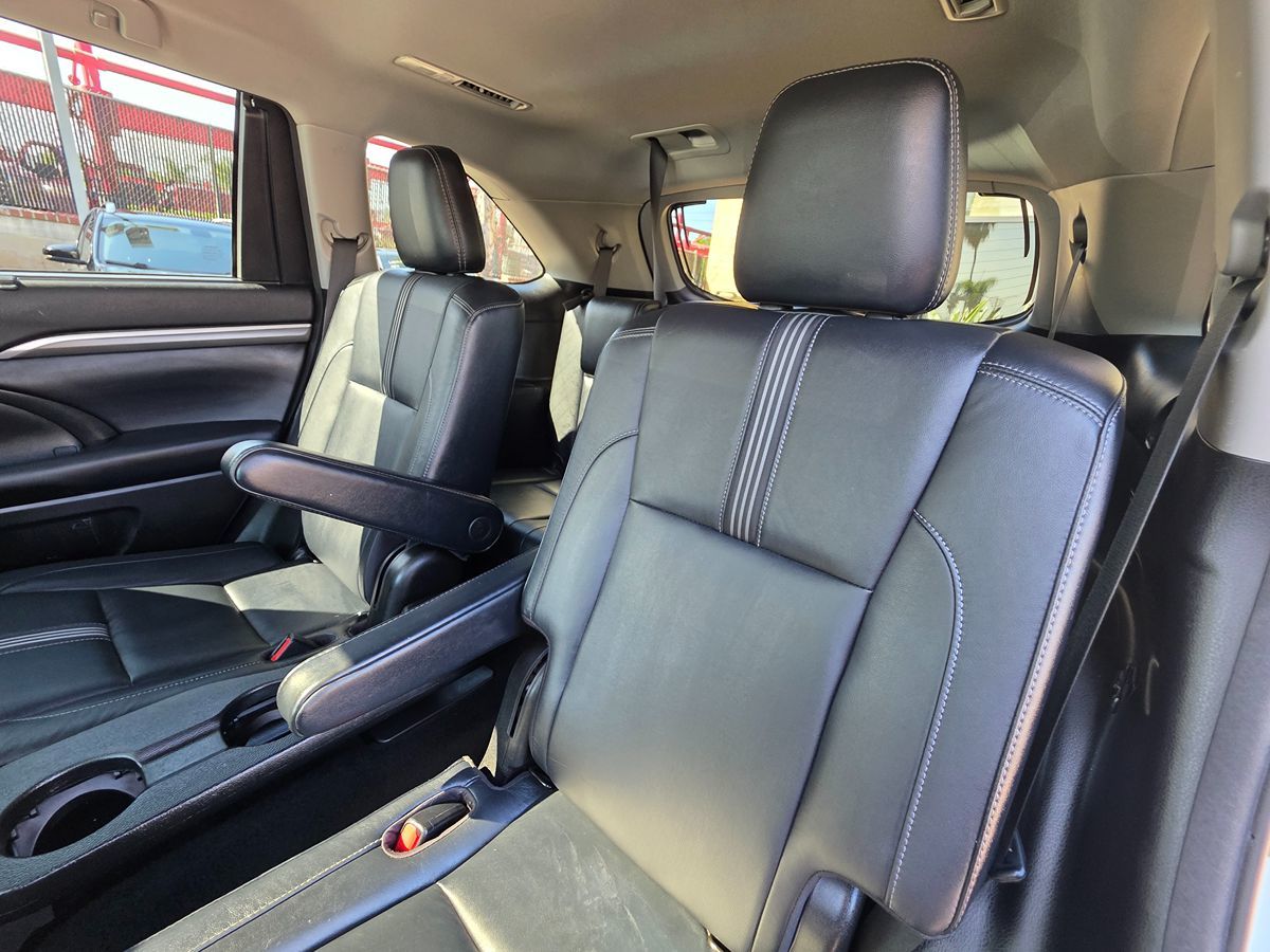 Toyota Highlander photo 27