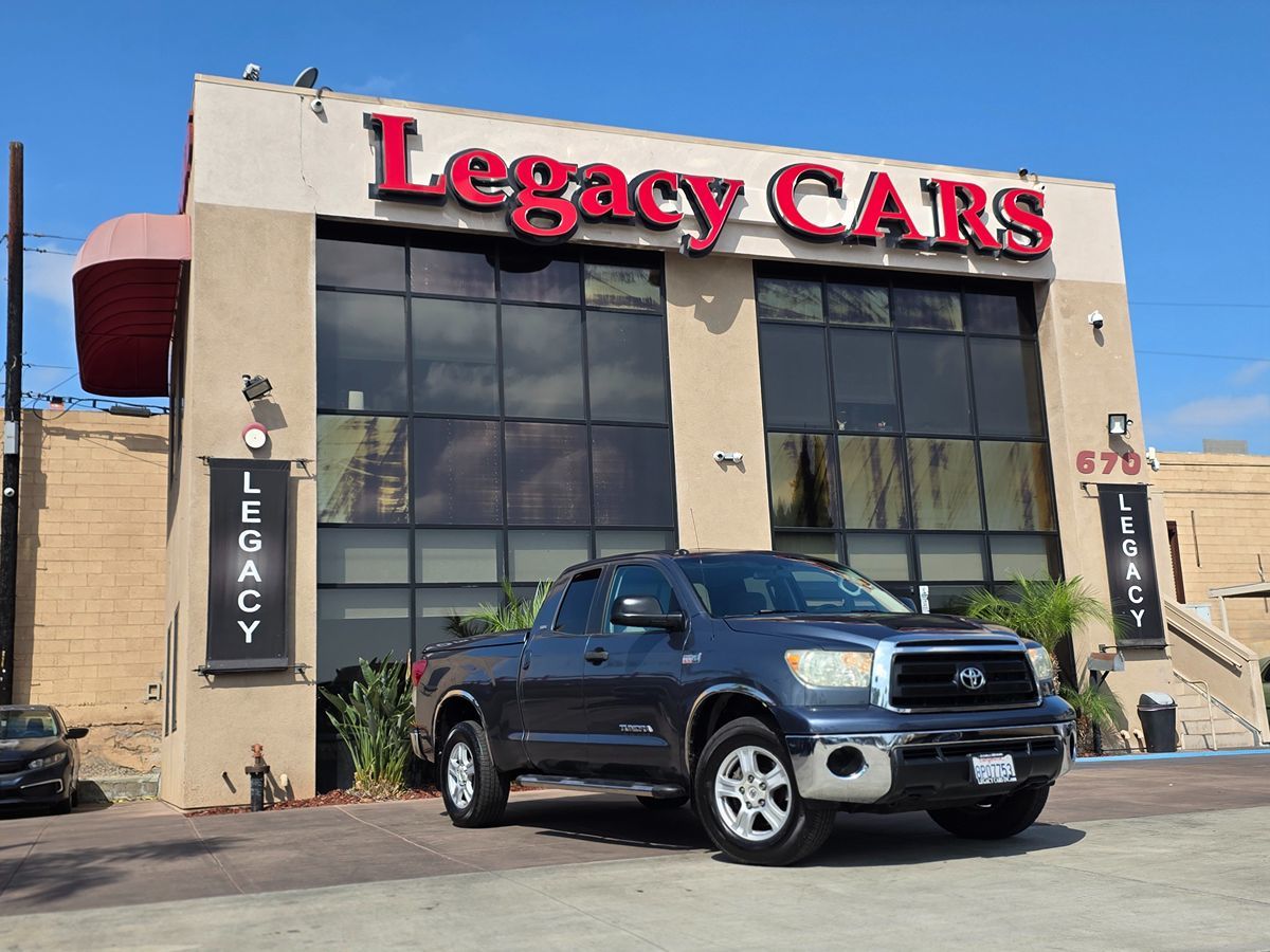 Toyota Tundra photo 3