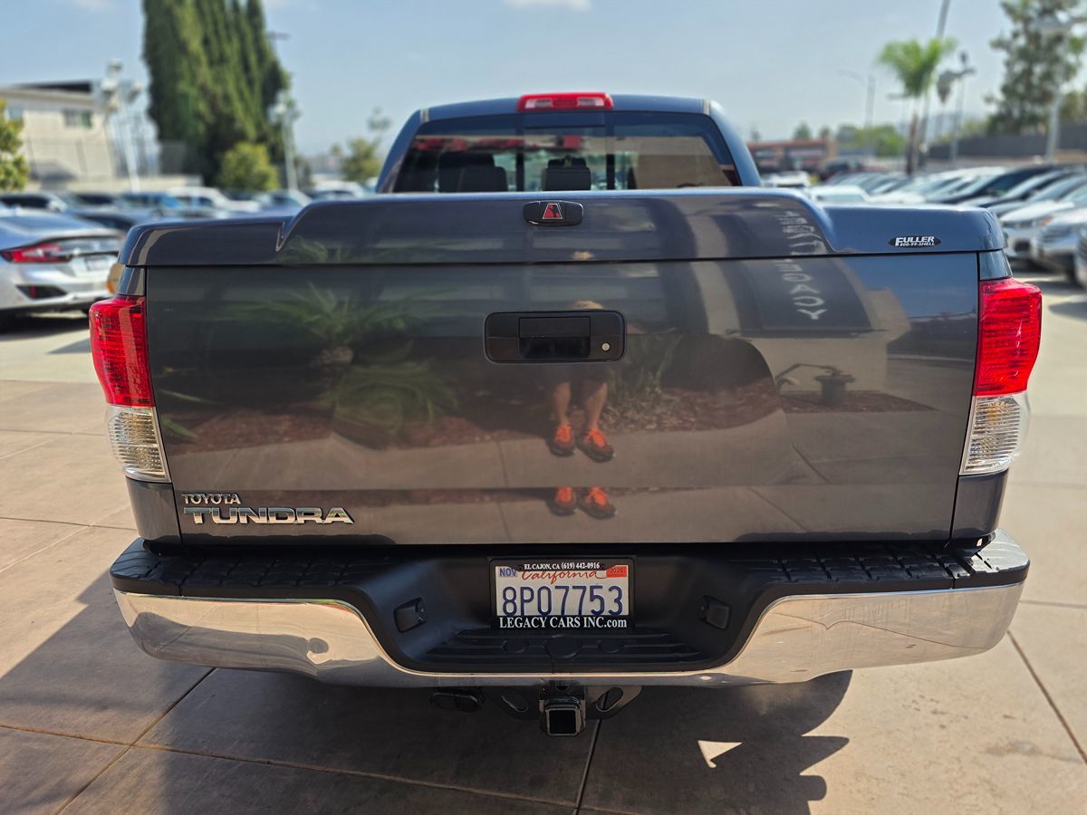 Toyota Tundra photo 12