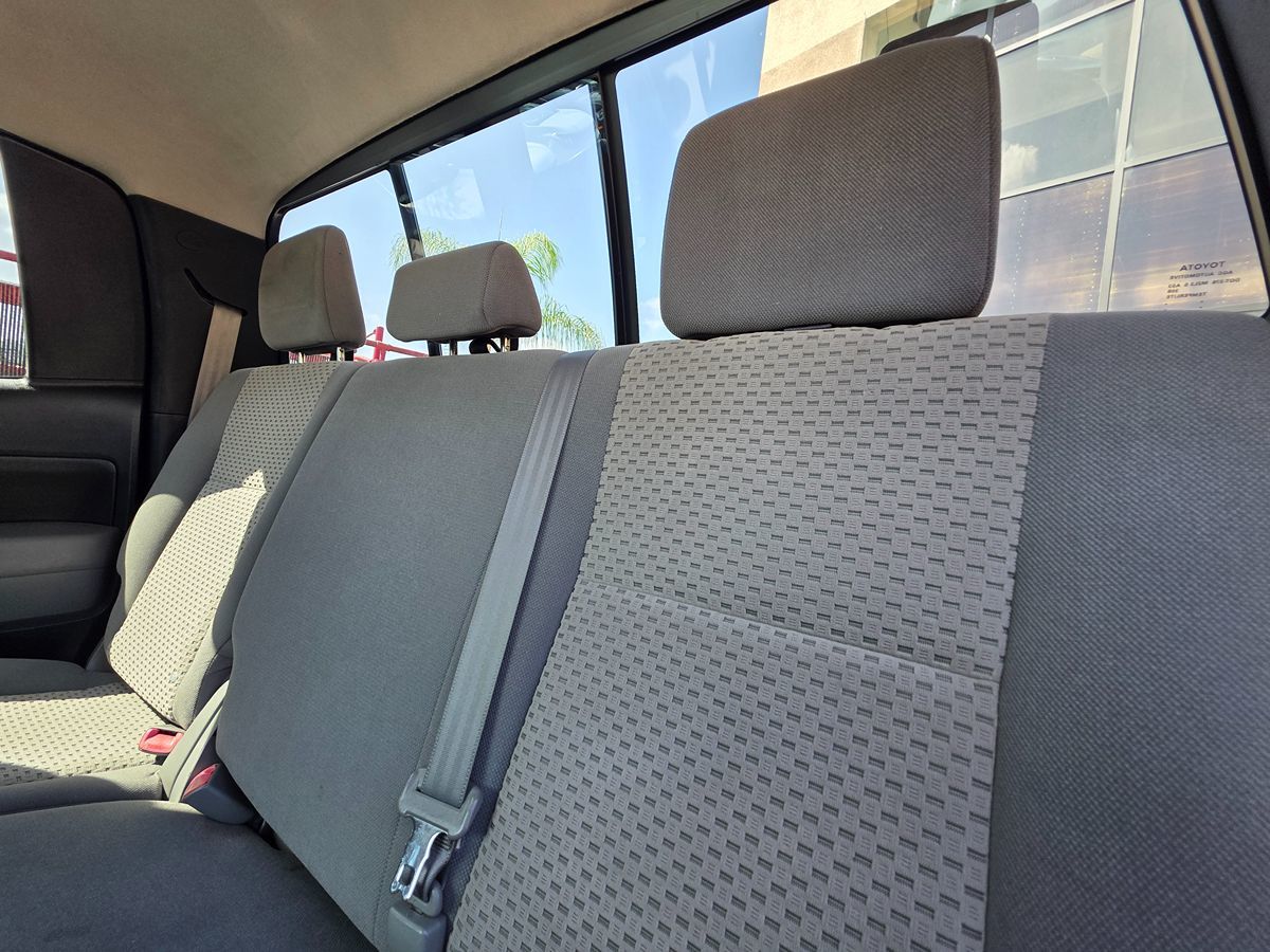 Toyota Tundra photo 25