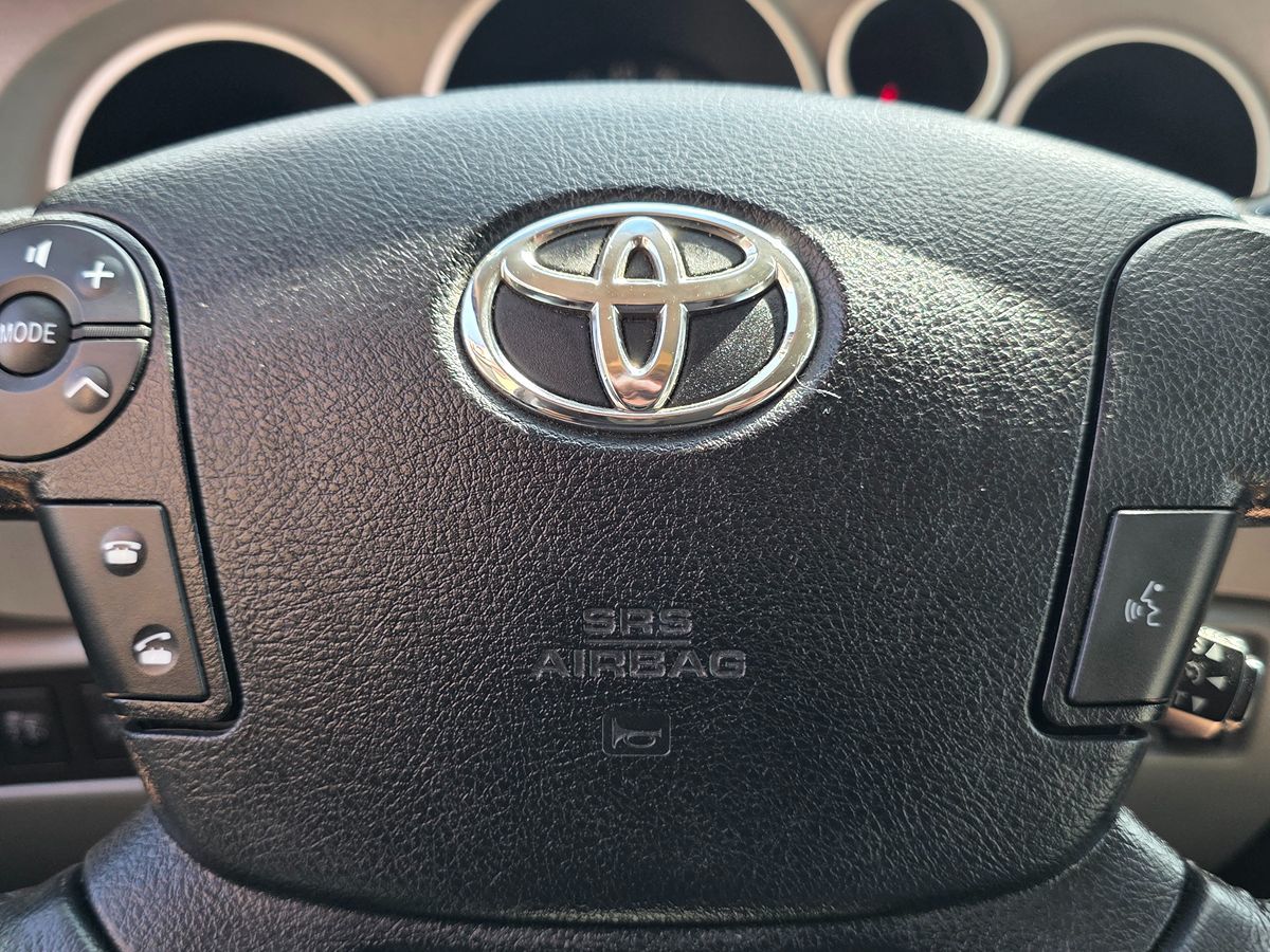 Toyota Tundra photo 35