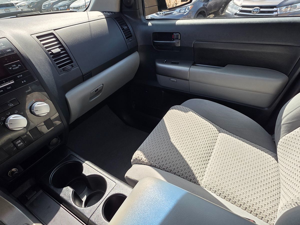 Toyota Tundra photo 39