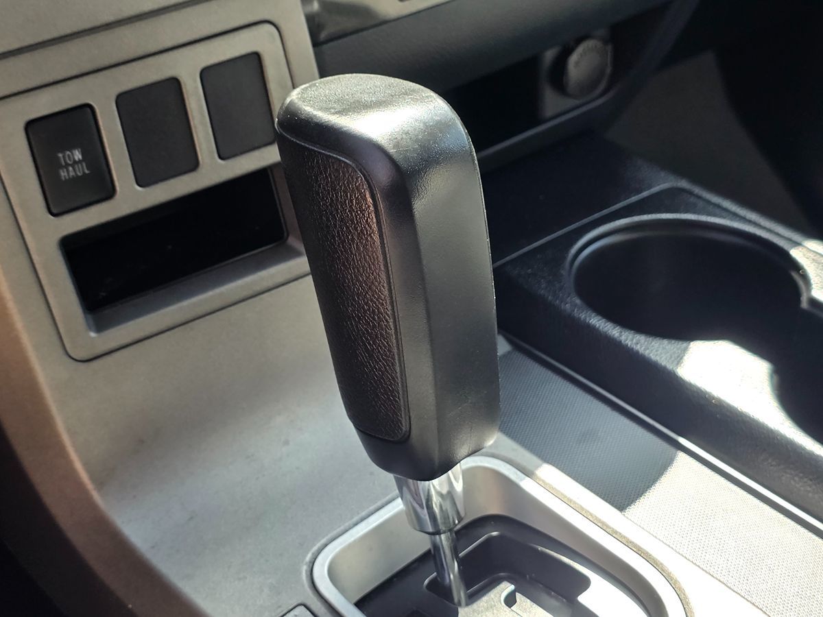 Toyota Tundra photo 45