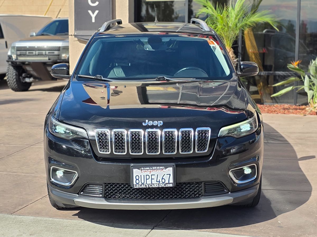 Jeep Cherokee photo 4