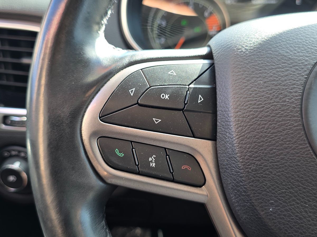 Jeep Cherokee photo 33