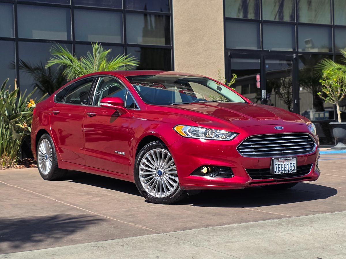 Ford Fusion photo 3