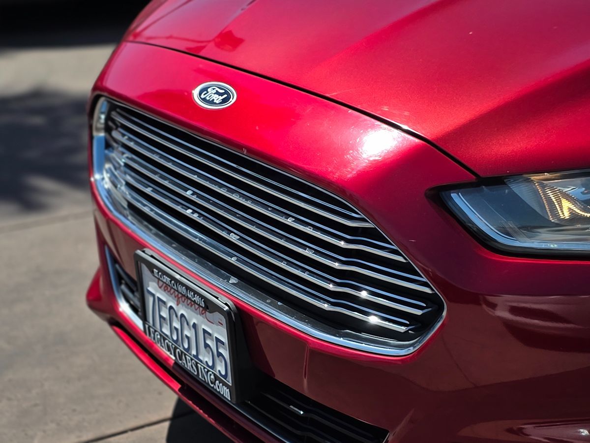 Ford Fusion photo 7