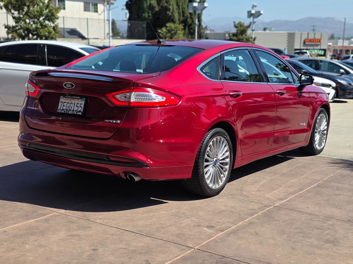 Ford Fusion photo 12