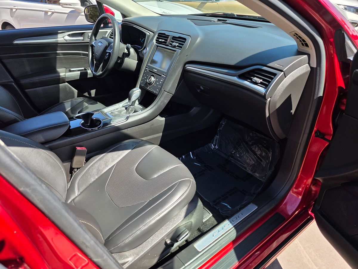 Ford Fusion photo 15