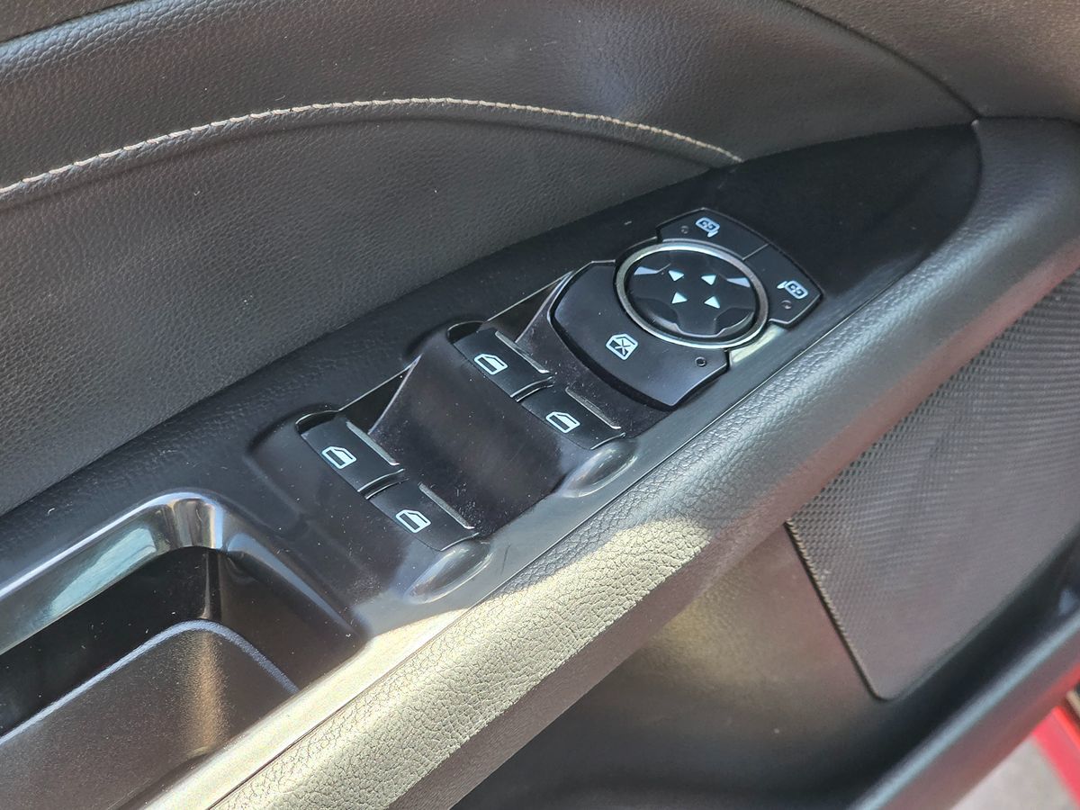 Ford Fusion photo 29