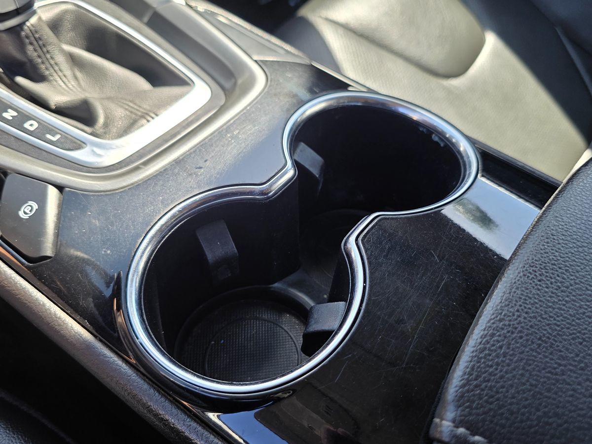 Ford Fusion photo 36
