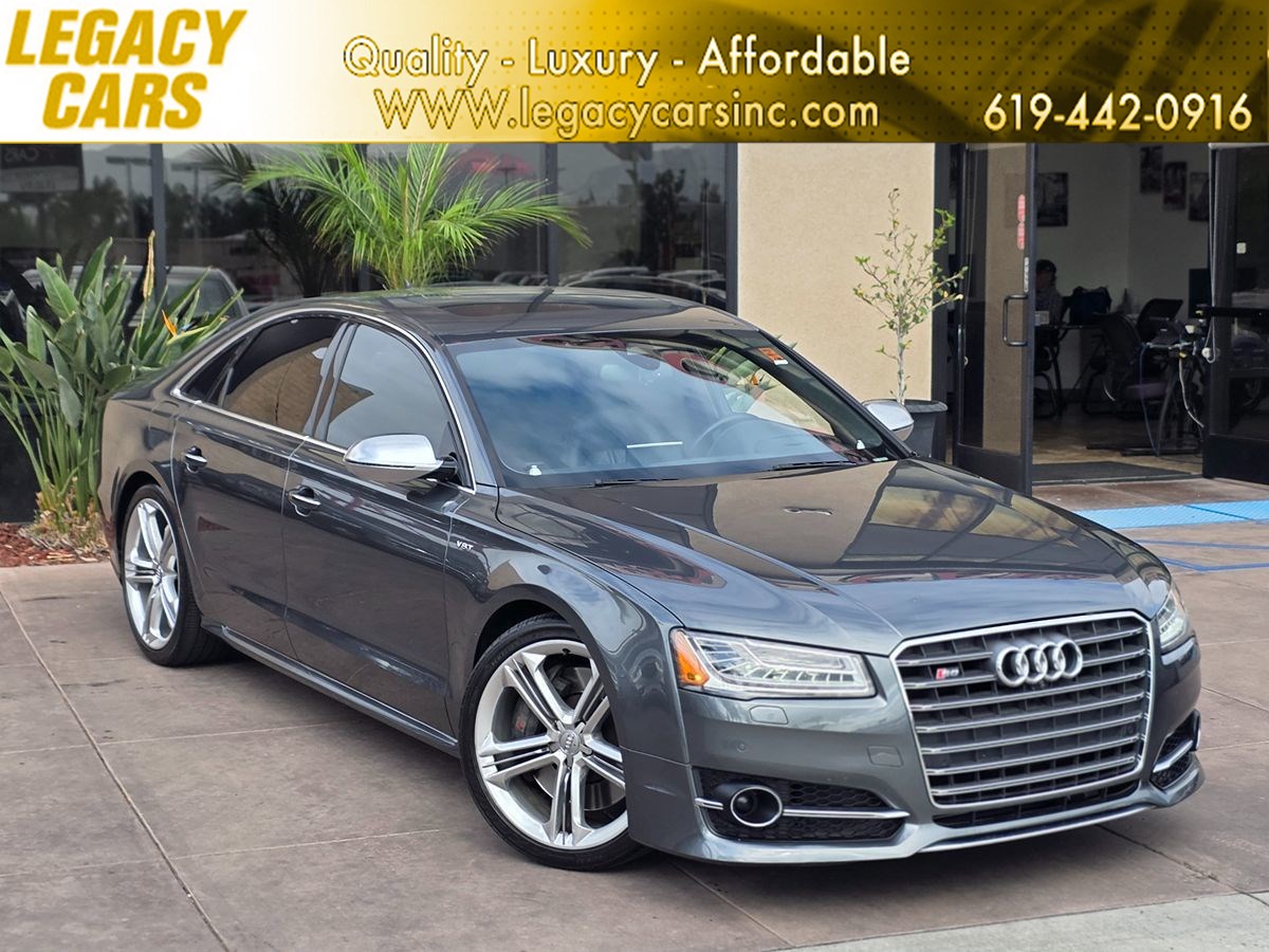 2015 Audi S8 