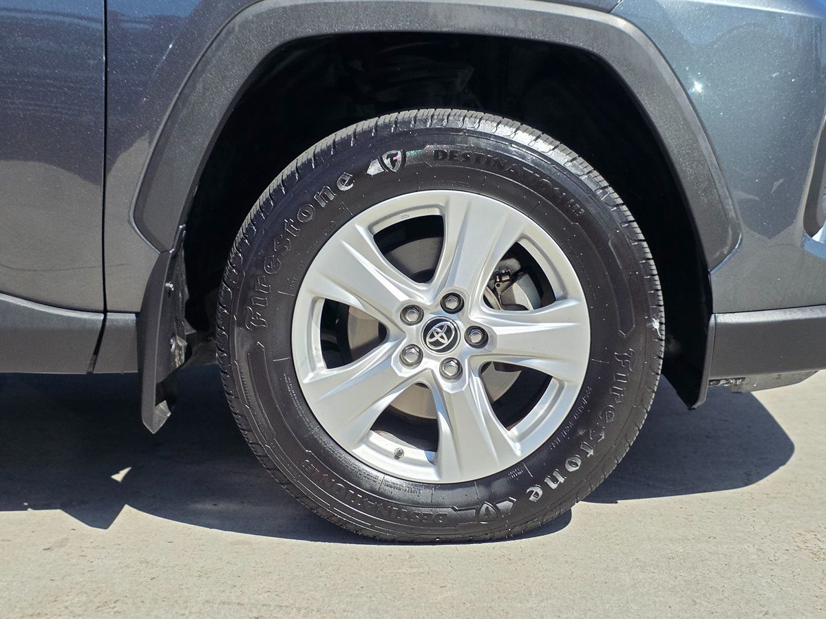 Toyota RAV4 photo 14