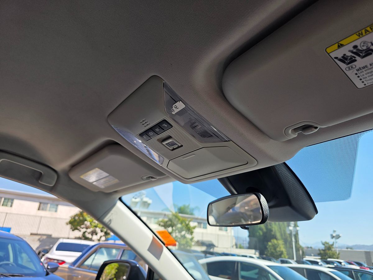 Toyota RAV4 photo 19