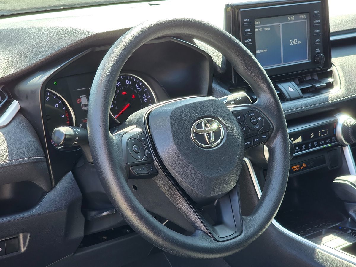 Toyota RAV4 photo 22