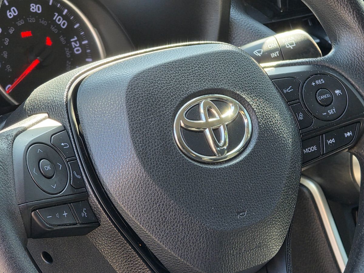 Toyota RAV4 photo 23